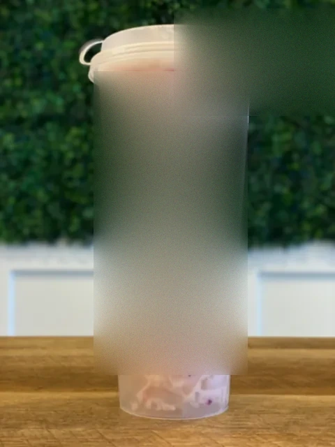 Pinky Lychee Milk Tea w. Lychee Jelly