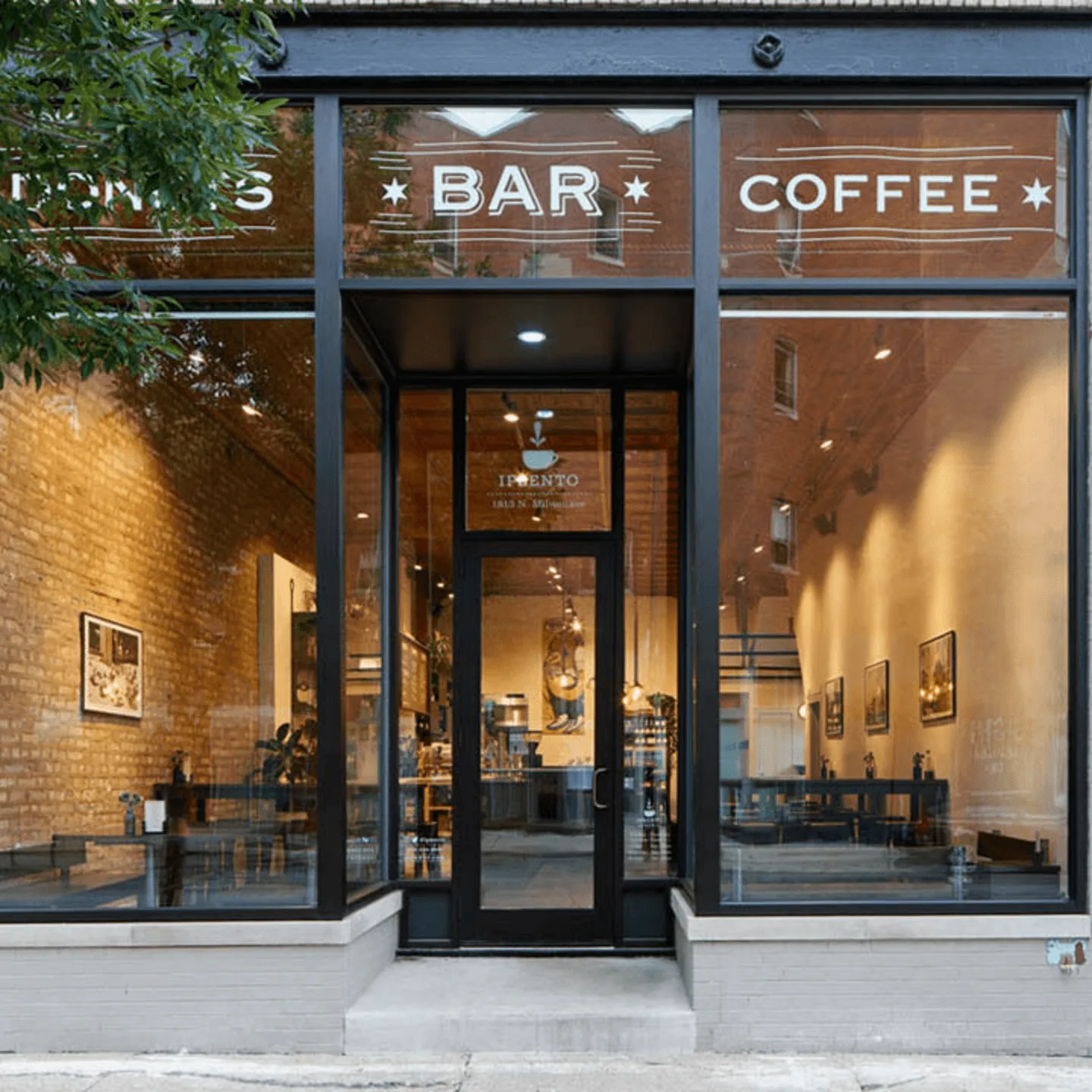 Inside Bel Horizon Coffee 606