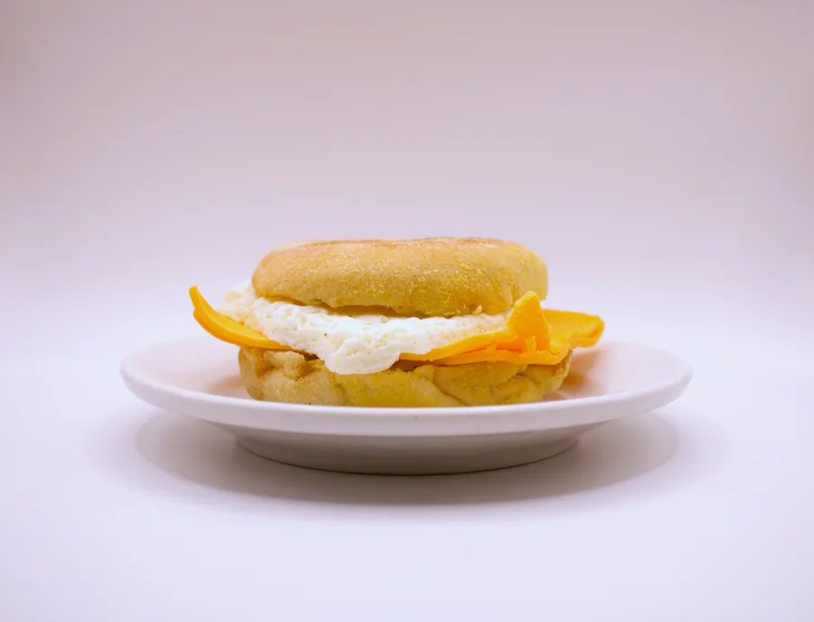 Egg & Cheese Breakfast Sandwich (V)