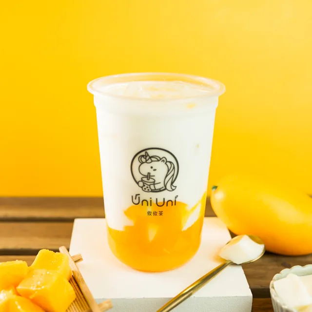 Mango Fresh Milk with Vanilla Pudding