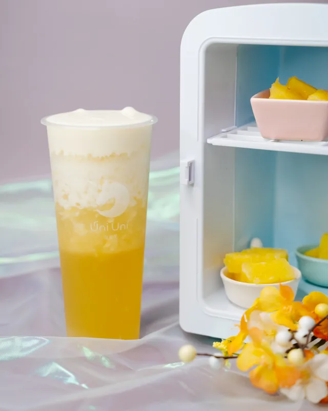 Mango Jasmine Green Tea with Cheese Foam