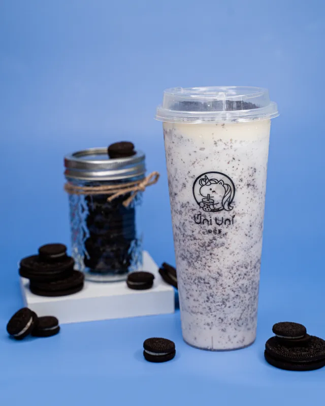 Oreo Smoothie with Cloud Cream