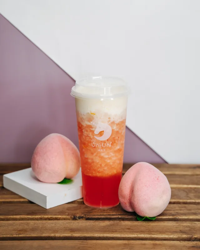 Peach Jasmine Green Tea with Cheese Foam