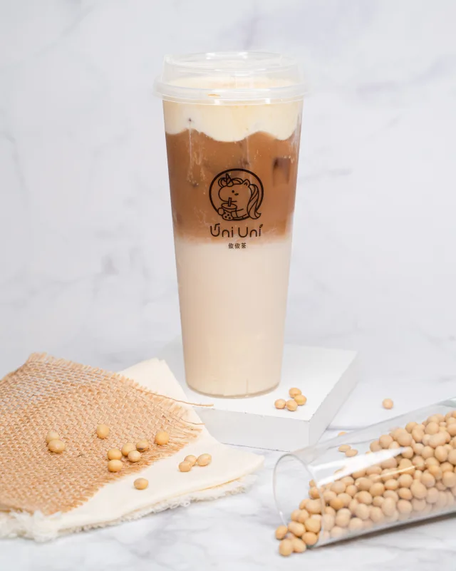 Soymilk Black Tea Latte with Soymilk Pudding & Foam