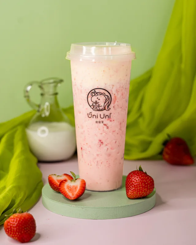 Strawberry Yogurt Slush with Cheese Foam