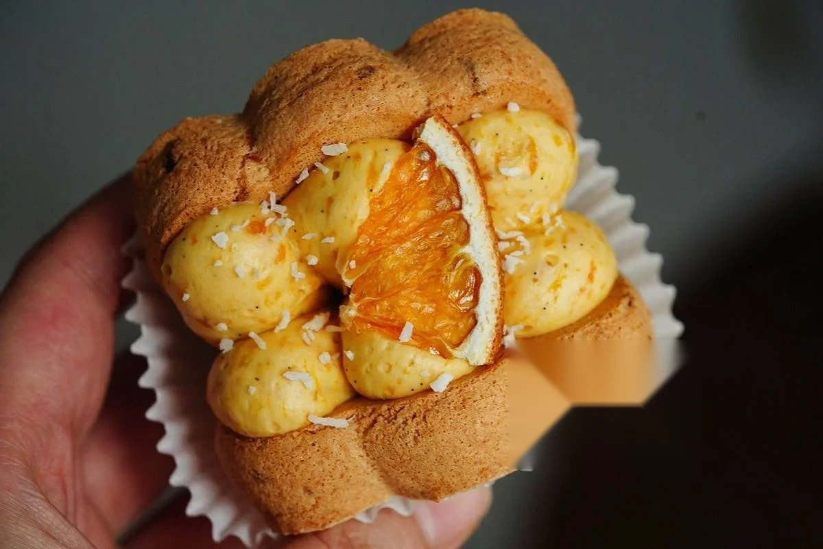 Orange Choux
